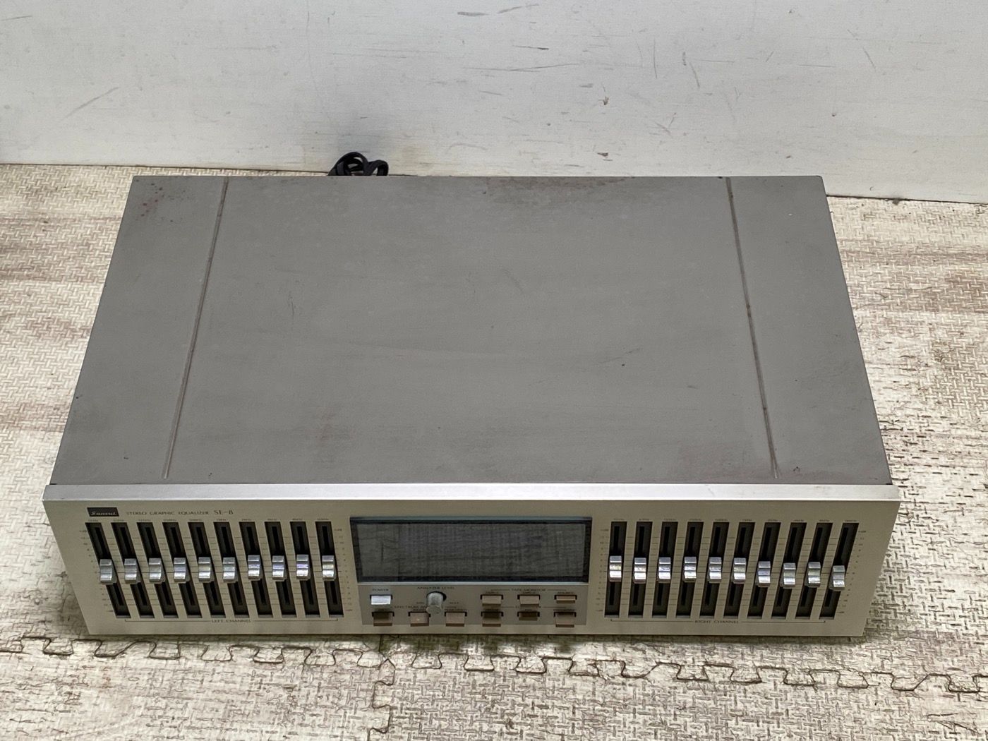 Sansui グラフィックイコライザー SE-8
