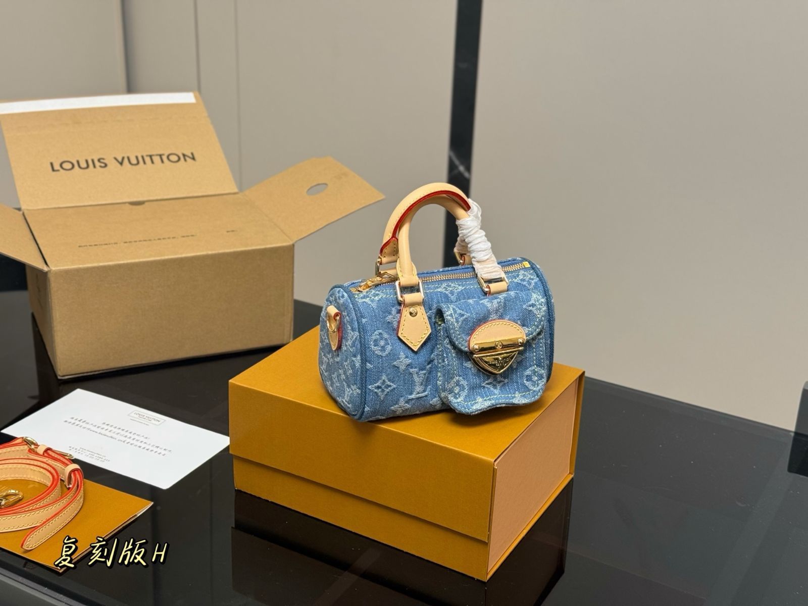 本日SALE！美品　値下げ　Louis Vuitton デニム　スピーディー 今日特価】Louis Vuitton Nano Speedy Denim ルイ ヴィトン