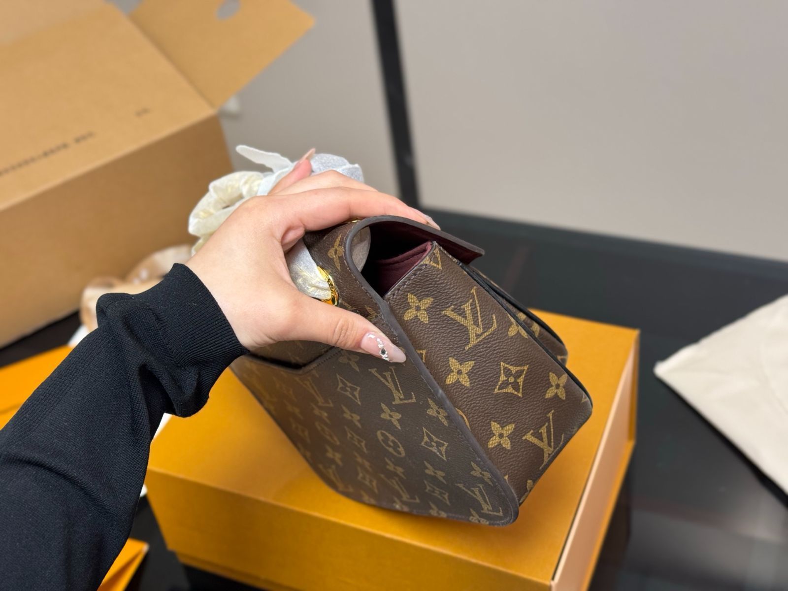 ルイヴィトン PASSY メッセンジャーバッグ 今日特価】LV Passy Messenger Bag ルイ・ヴィトン パッシー