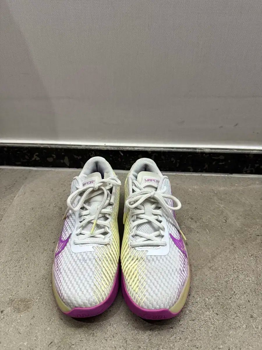 NIKE ナイキ ズーム ヴェイパー プロ 2 テニスシューズ 245