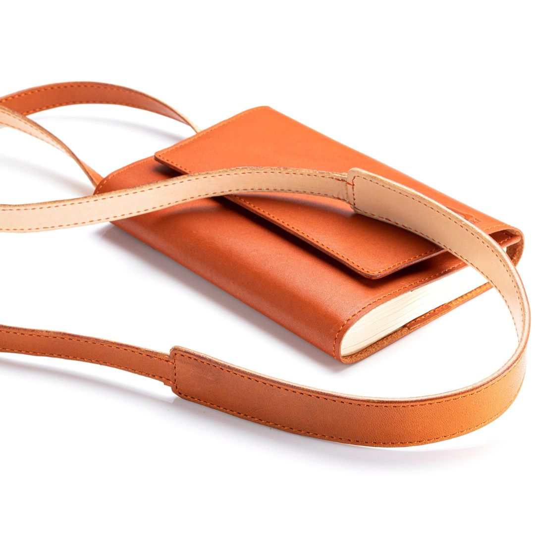 Lilyleather Design リリーレザーデザイン 本革ショルダータイプの