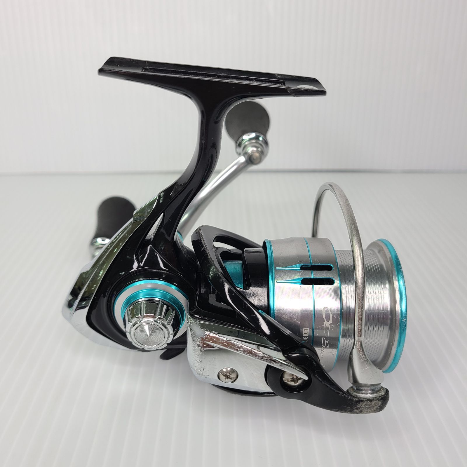 DAIWA ダイワ スピニングリール エメラルダス LT 3000S-CH-DH リール