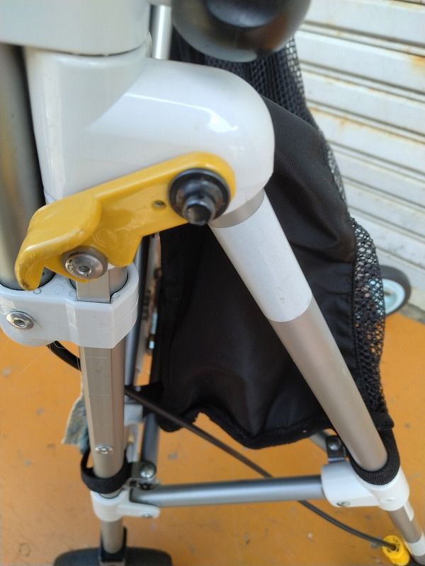 送料無料（一部地域を除く） シルバーカー 歩行器 ヘルシーワン