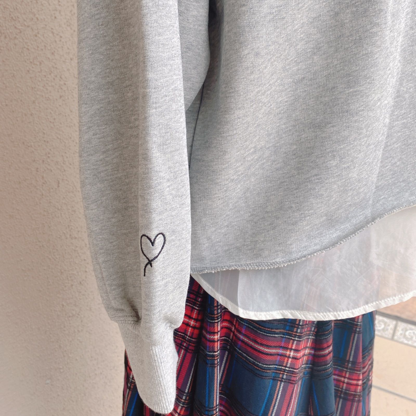  アンサンブルスウェット 深Vネック セット シアー 刺繍 その他 トップス