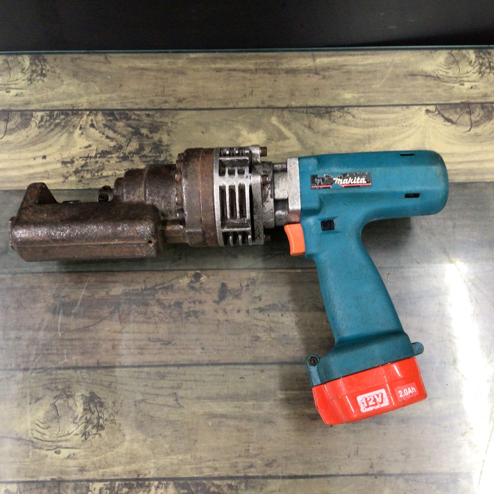 マキタ(makita) 12V充電式鉄筋カッタ SC160DRA【東大和店】 - メルカリ