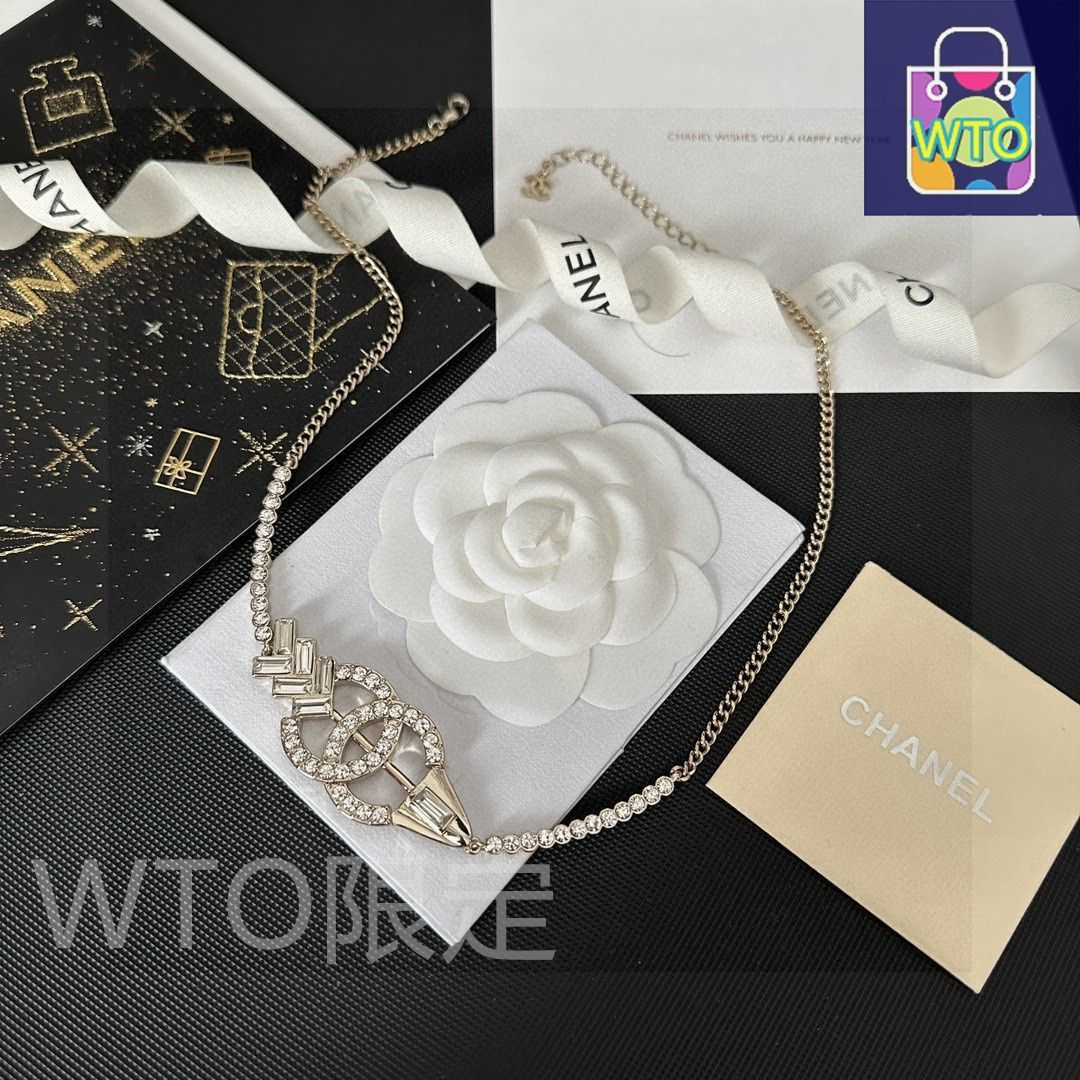 新品未使用　ヴィンテージ　CHANEL シャネル　トップス　アルファベット　希少 今日特価】CHANEL ヴィンテージ アルファベットネックレス 送料