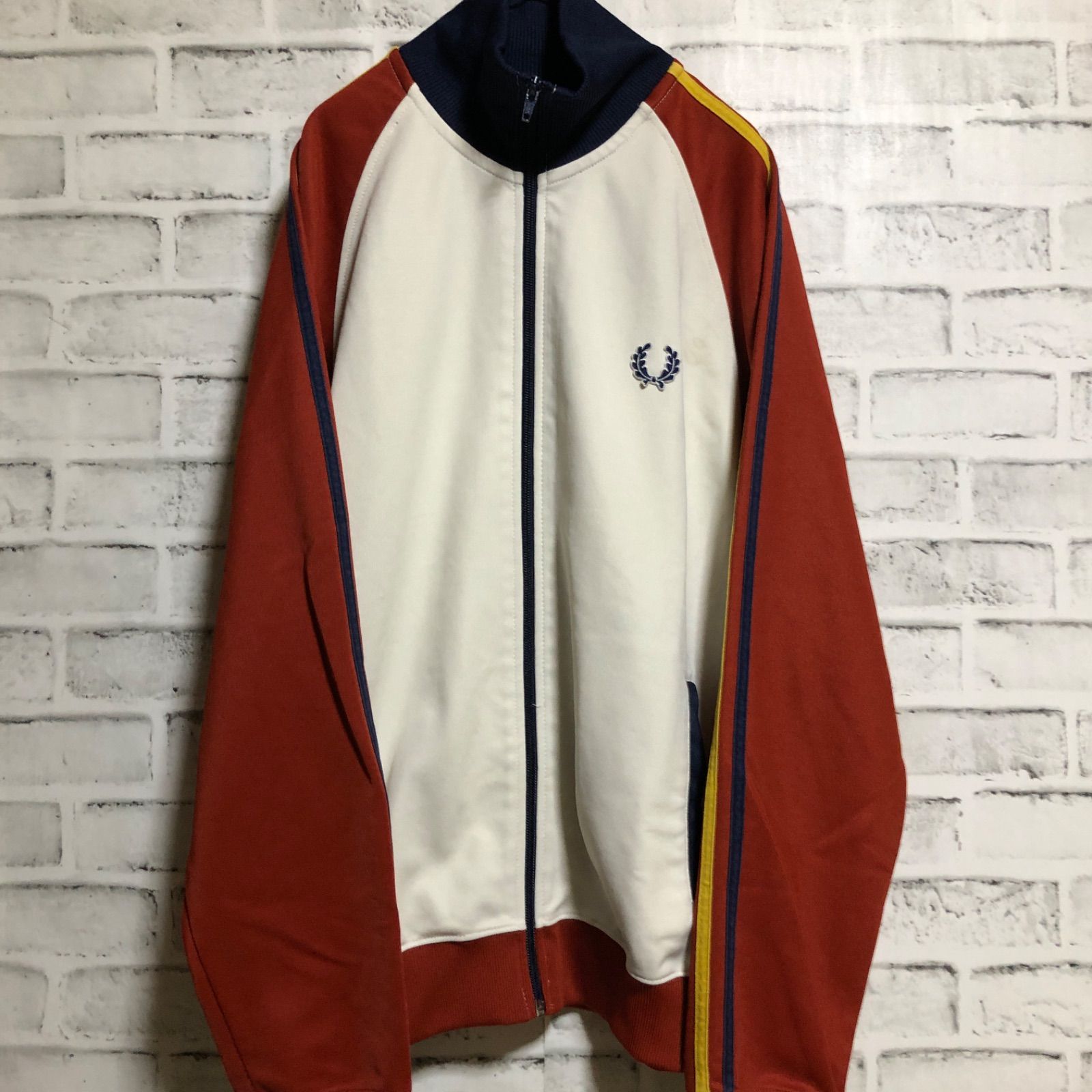 Fred Perry⭐️トラックジャケット/ジャージ M 刺繍月桂樹ロゴ