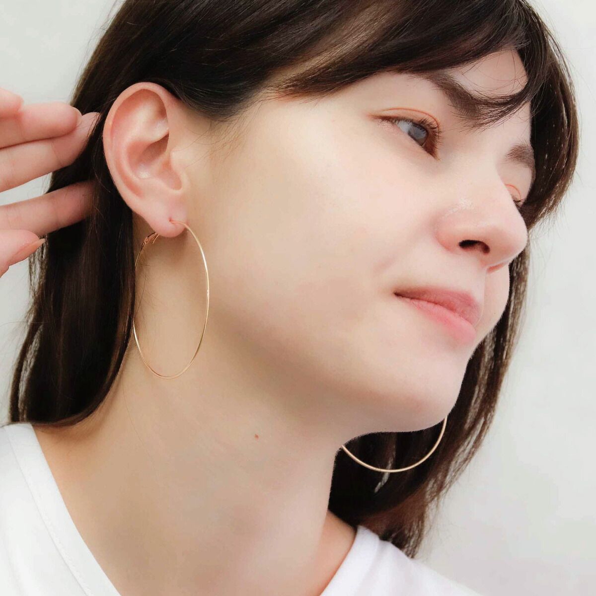 【BIMBA Y LOLA】大ぶり☆ねじれフープピアス フープピアス レディース サージカルステンレス製ポスト 両耳用