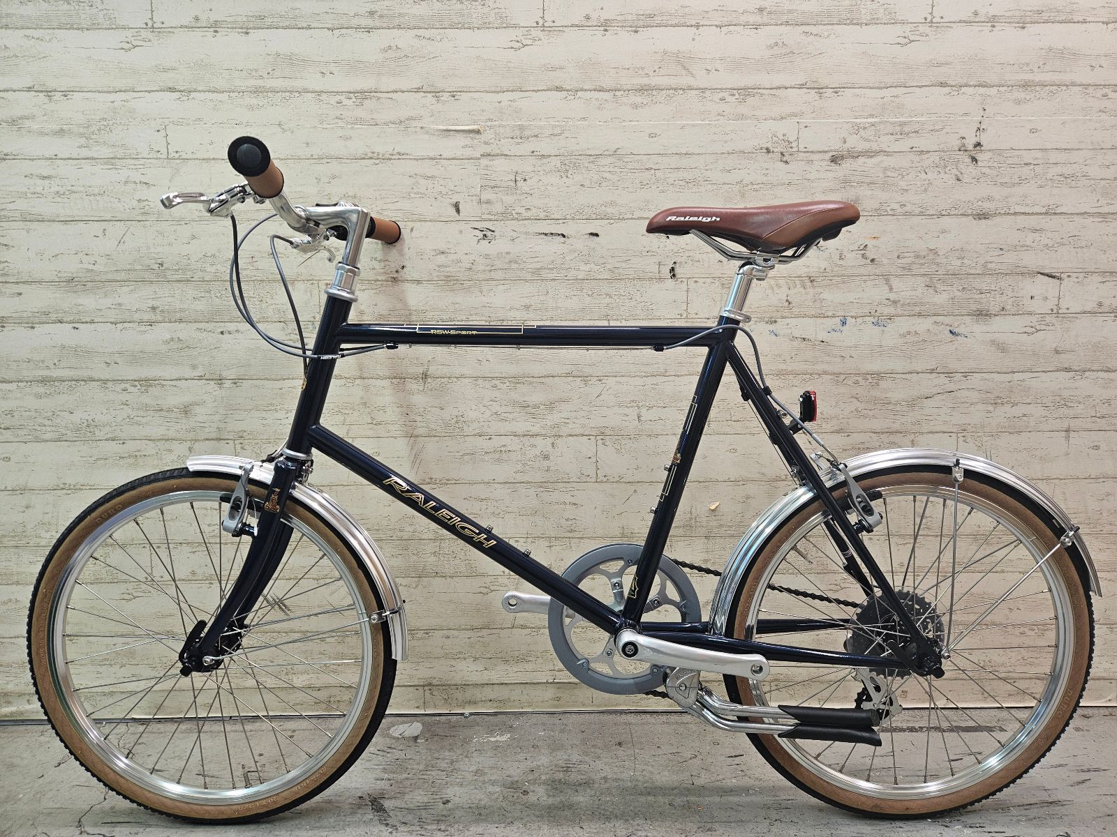 □【 西濃運輸 発送のみ 】 ほぼ未使用!! RALEIGH RSW SPORT size:48