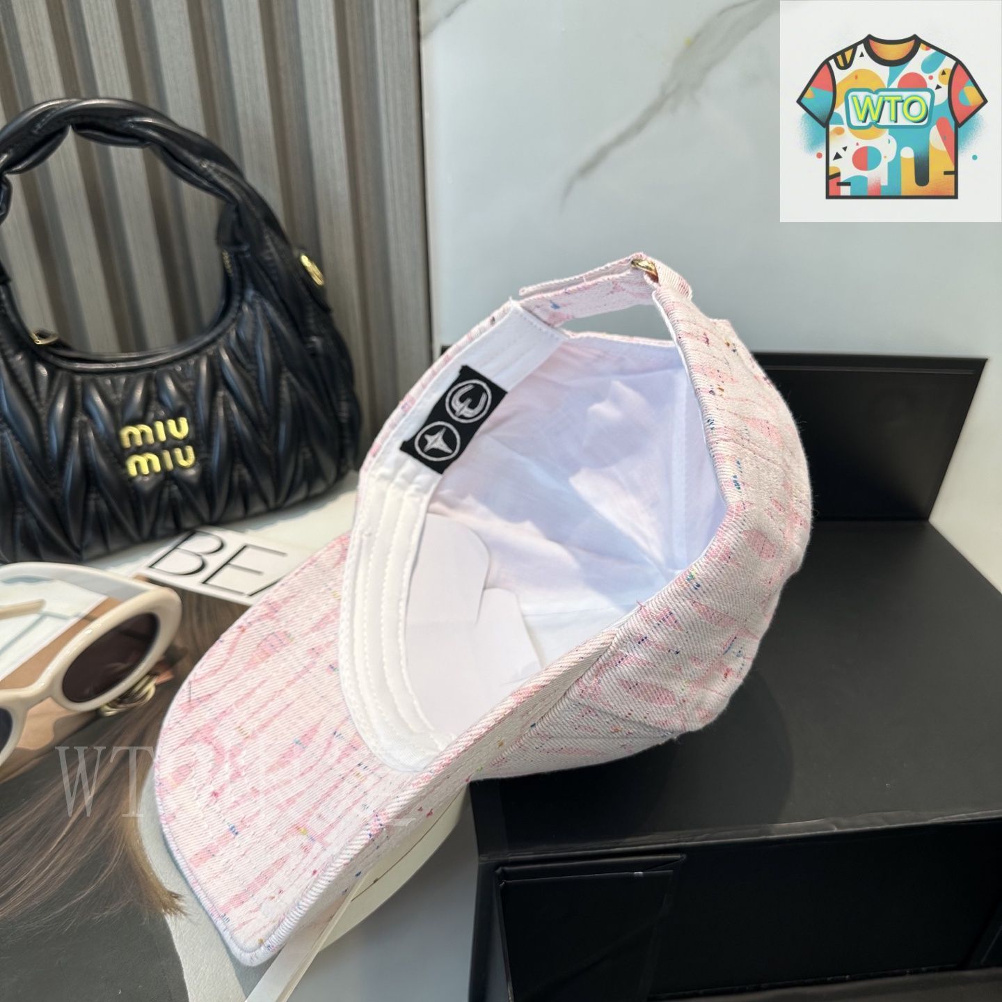 今日WTO】DIOR New シンプルベースボールキャップ -BV25 - メルカリ