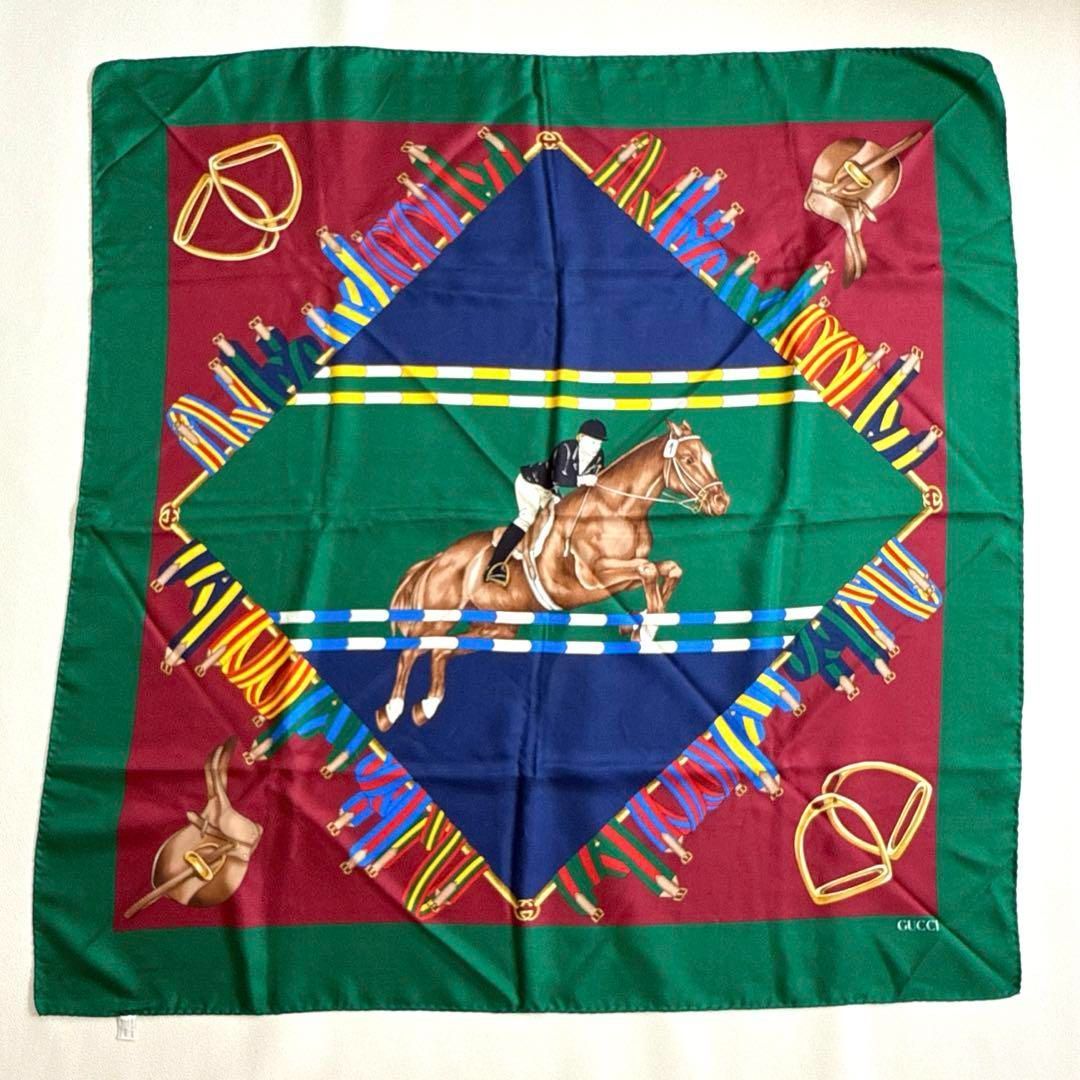 専用【美品・1点物】グッチ　ヴィンテージ　ホース　馬　大判スカーフ　シルク グッチ GUCCI 大判スカーフ バンダナ ホース 馬 緑 グリーン