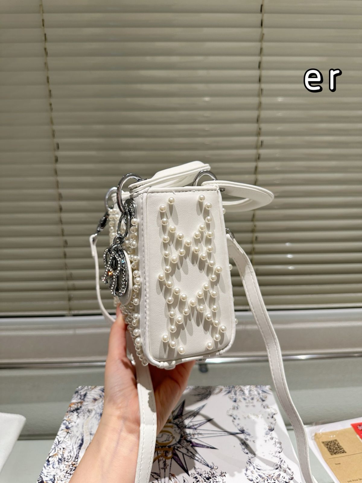 【希少商品】Dior レディース バッグ Grand Tour Multipocket 今日特価】Dior Lady Dior Bag - ディオール レディー