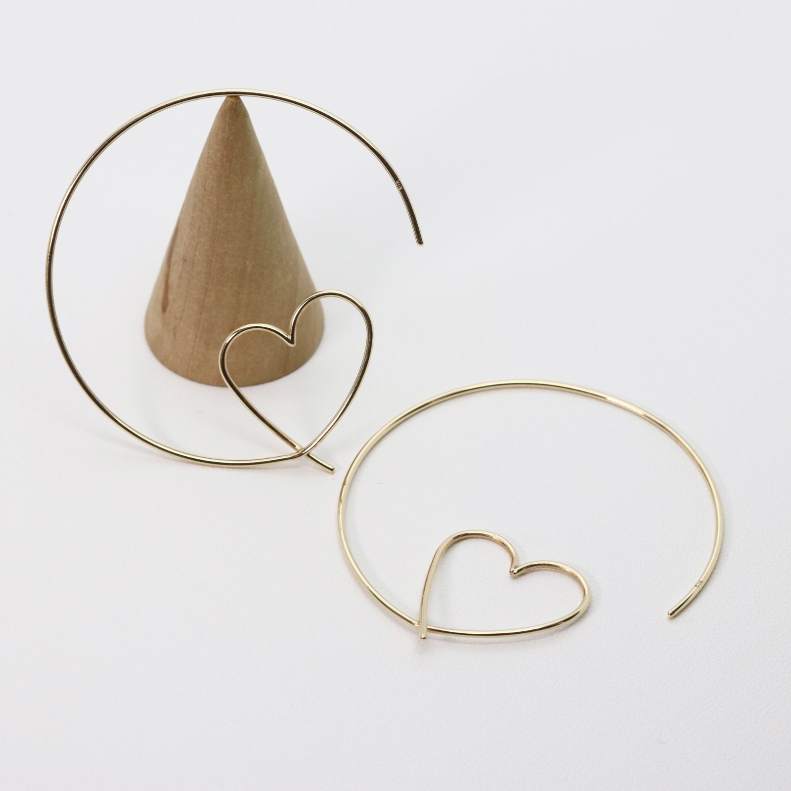 agete ハート型フープピアス ➕チャーム2種付 agete ハート型フープピアス ➕チャーム2種付 K18フープピアス｜ピアス｜