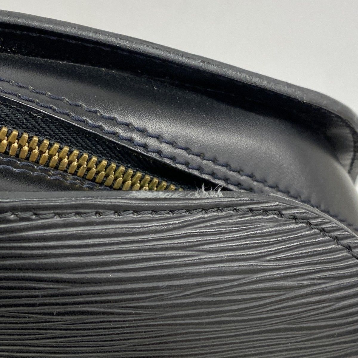 ルイヴィトン エピ ソルボンヌ ノワール M54512 ビジネスバッグ A4  