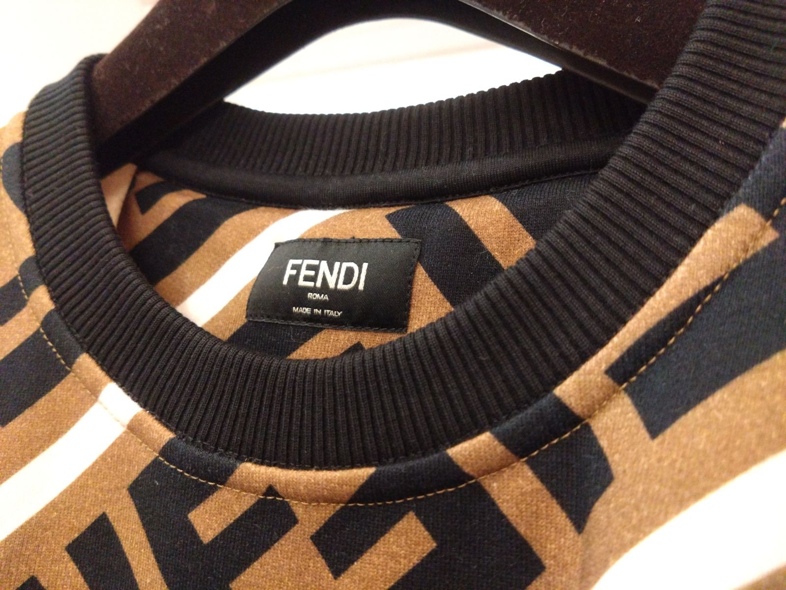 ☆2102 極美品! FENDI フェンディ FF柄 ズッカ柄 スウェット ☆2102 極美品! FENDI フェンディ FF柄 ズッカ柄 スウェット