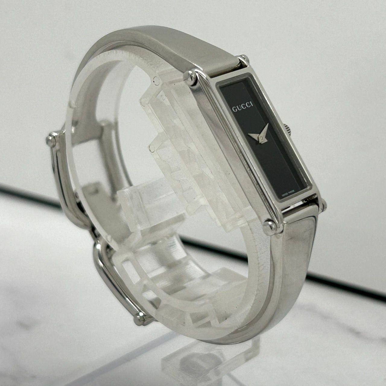 GUCCI グッチ 1500L レディース腕時計 バングル 稼働品 電池交換済／稼働品】GUCCI グッチ 1500L レディース 腕時計