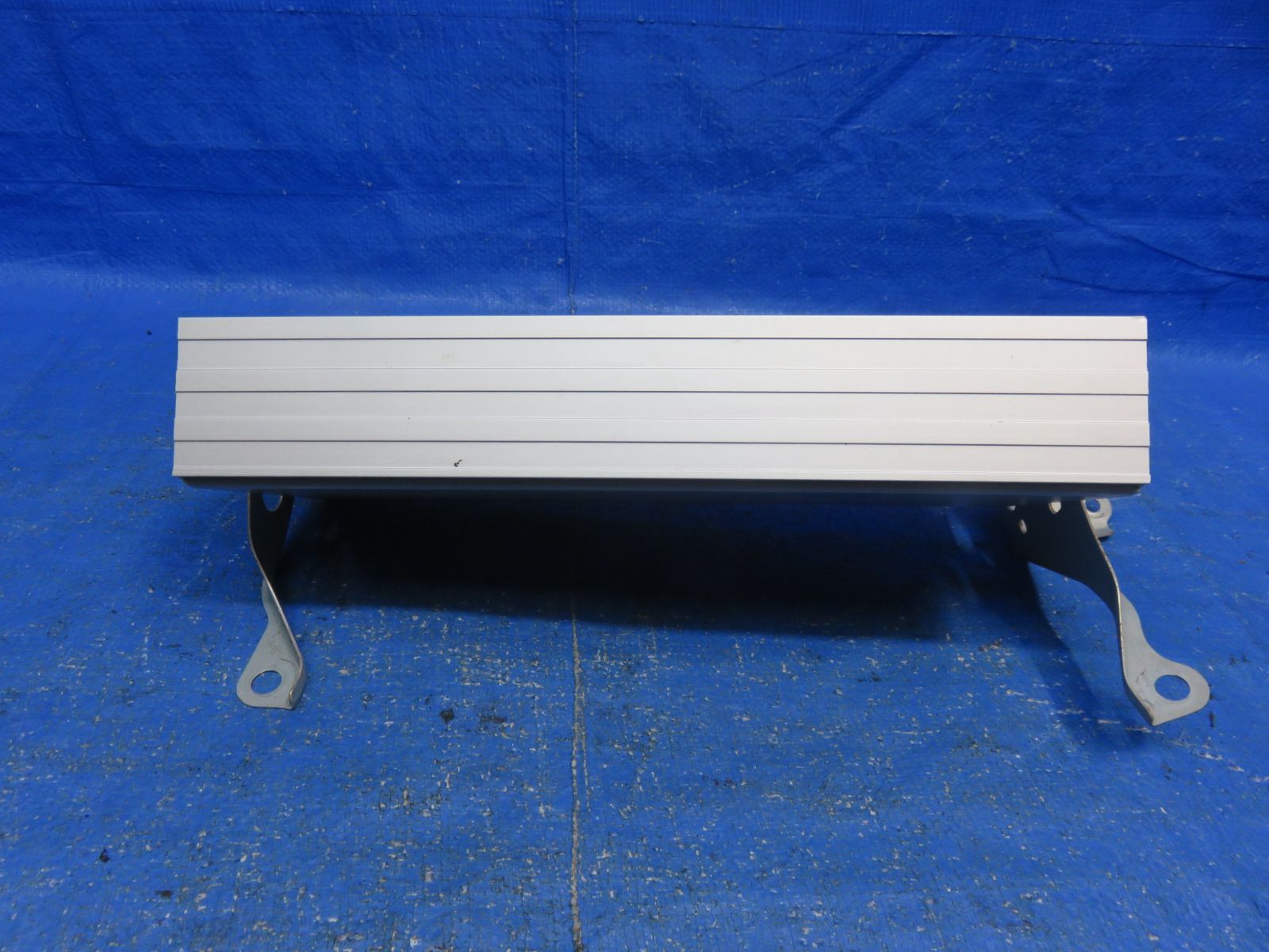 オーディオアンプ