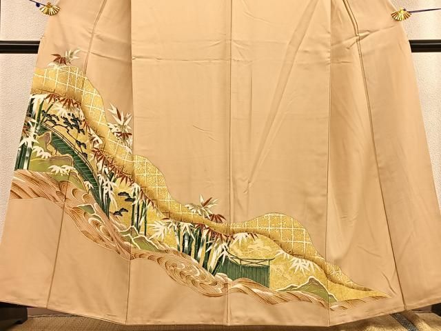 平和屋着物○豪華振袖 松竹梅雪輪草花文 黒地 金彩 仮絵羽 逸品