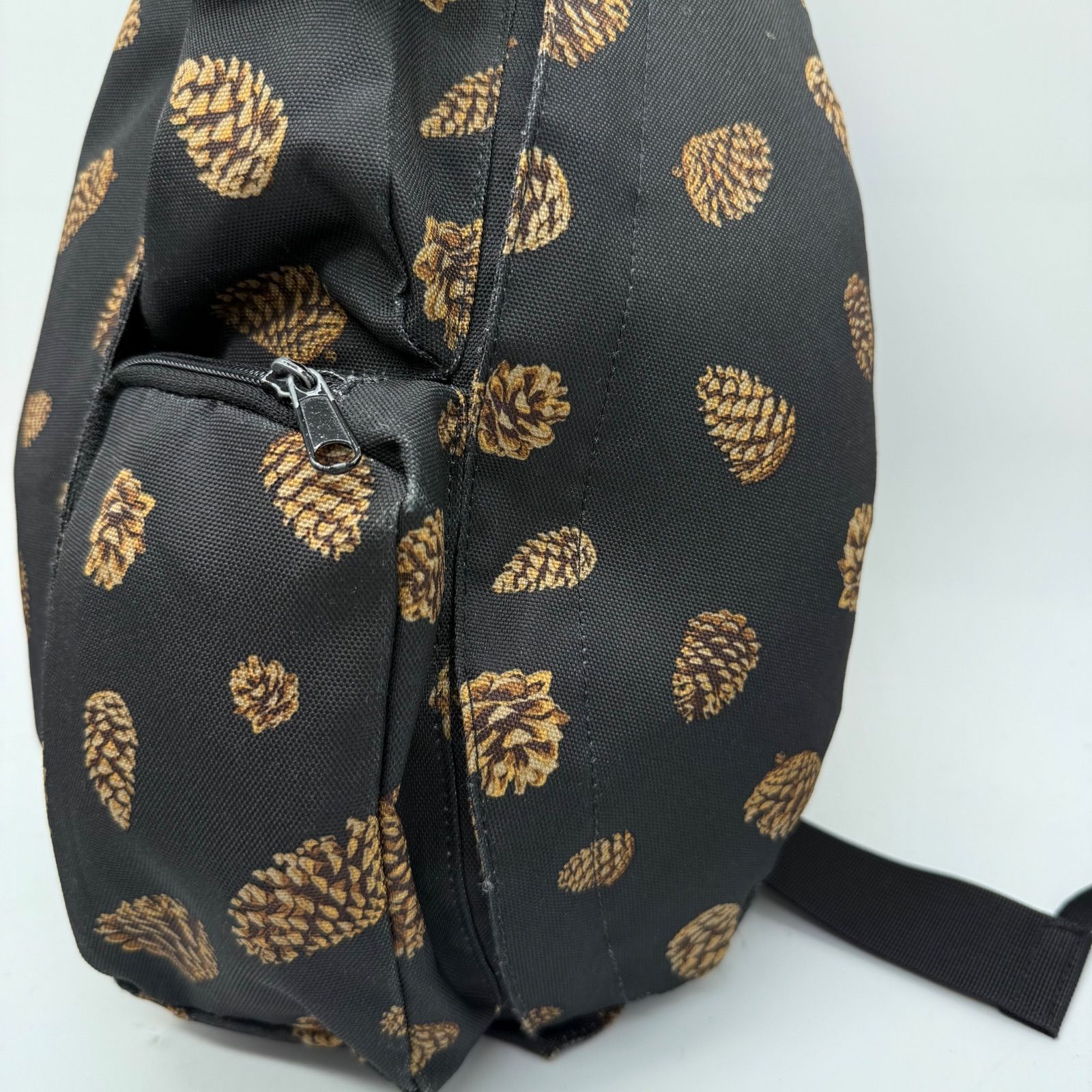KAVU rope shoulder sling bag black pine cone カブー スリング