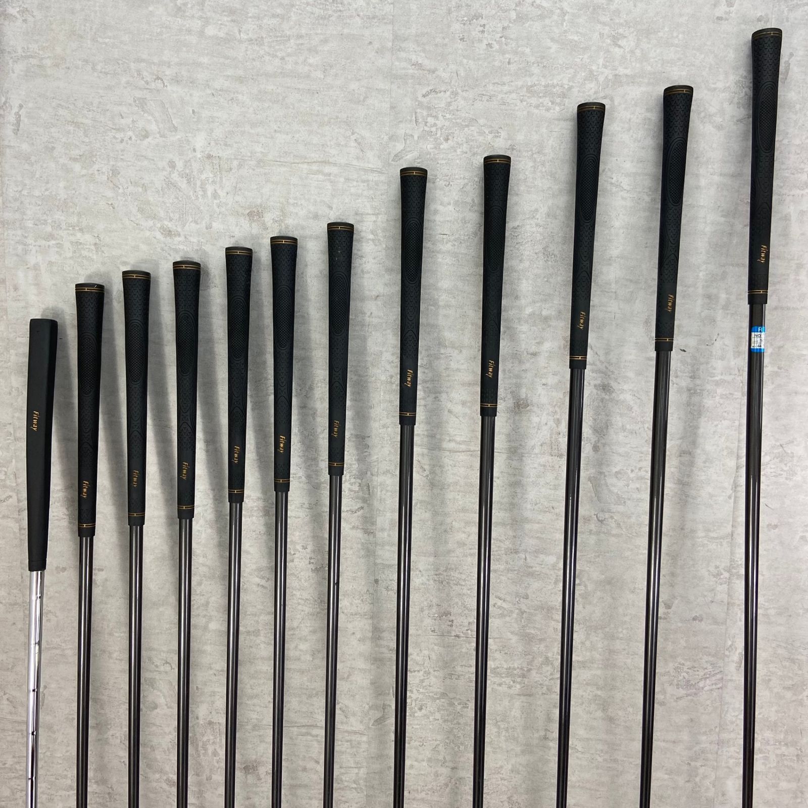 Fitway　フィットウェイ　メンズゴルフ12本セット　カーボン　R　右利き用　キャディバッグ　ヘッドカバー　初心者おすすめ　入門用 Fitway フィットウェイ メンズゴルフ12本セット カーボン R 右