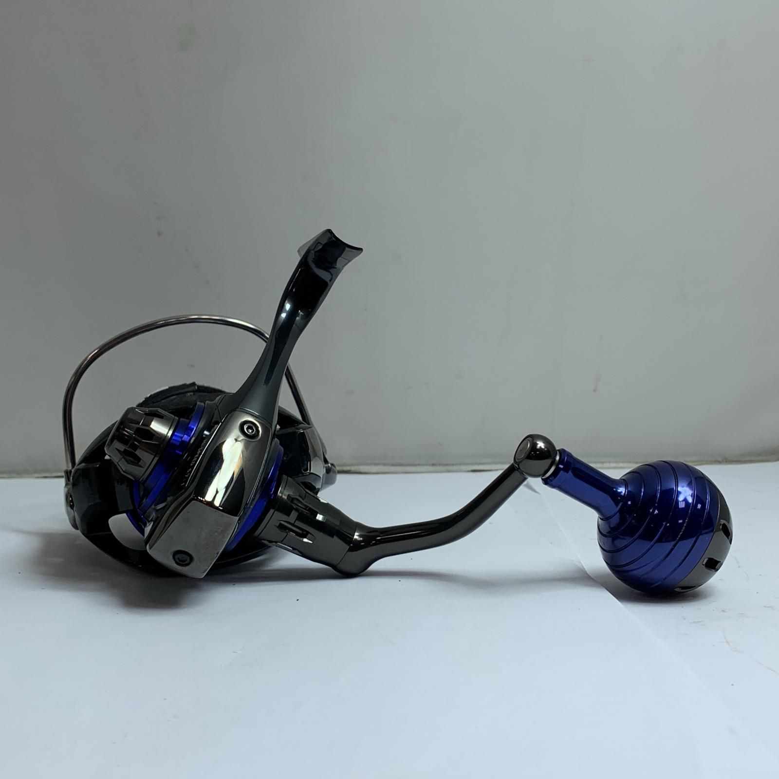 DAIWA - ★★DAIWA ダイワ  15ソルティガ 4500H 　スピニングリール　たばこ臭あり 059555 DAIWA ダイワ 15ソルティガ 4500H スピニングリール たばこ臭