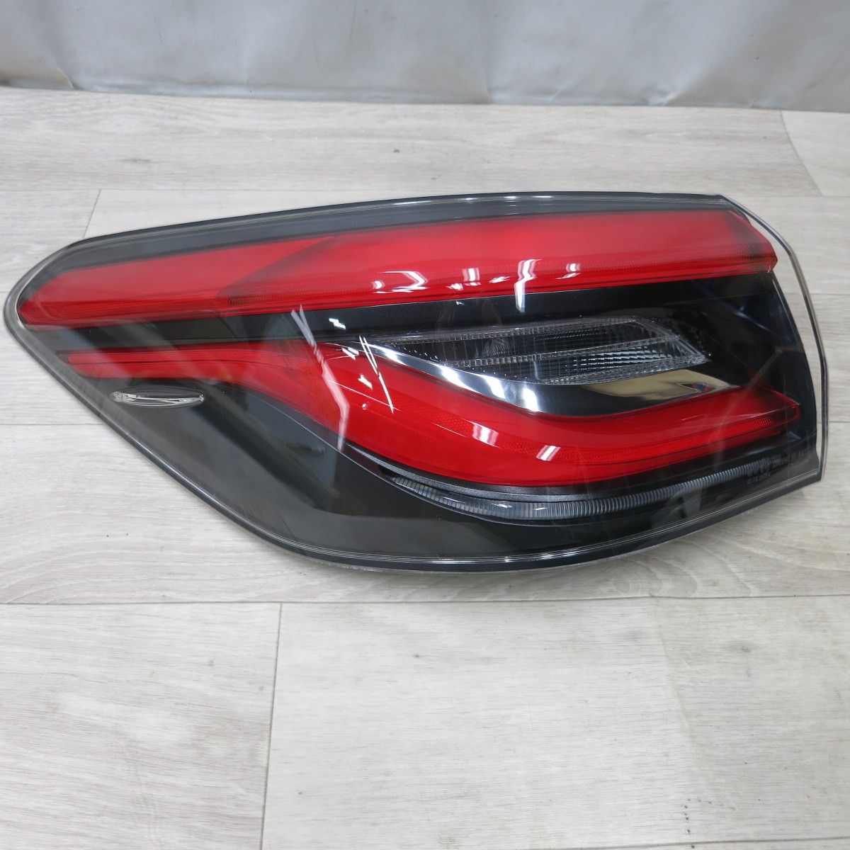 送料無料] 新車外し!左右セット◇トヨタ 220系 クラウン 純正 テール