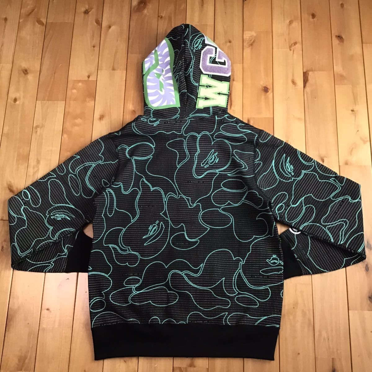 ☆新品☆ 蓄光 TEXT CODE CAMO SHARK FULL ZIP HOODIE Lサイズ a bathing ape BAPE シャーク  パーカー エイプ ベイプ 迷彩 - メルカリ