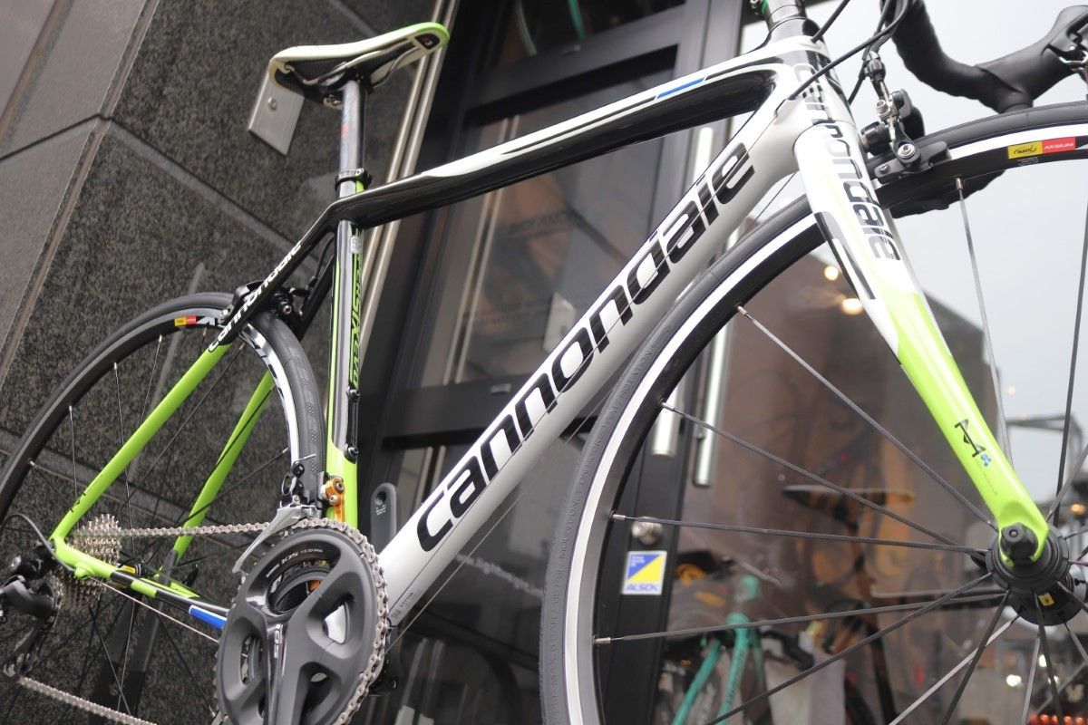 キャノンデール CANNONDALE スーパーシックス エヴォ SUPERSIX