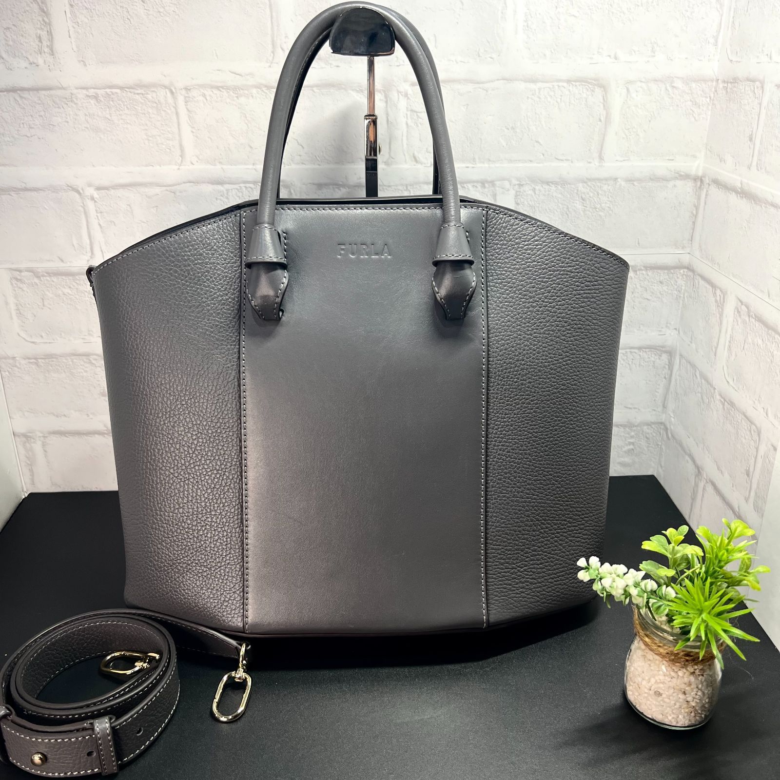 美品♡FURLA♡本革トート＆ショルダーバッグ ミアステラ【Lサイズ】 フルラ FURLA トートバッグ ショルダーバッグ ミアステラ L