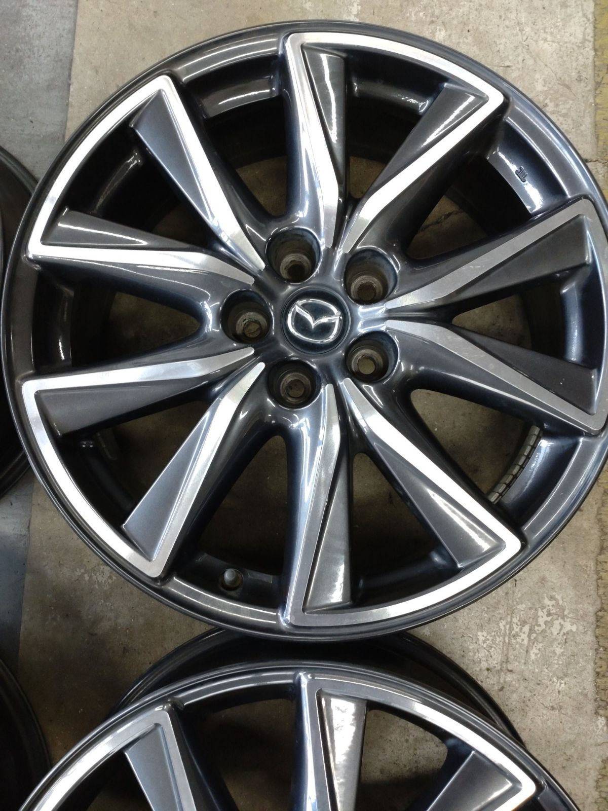 マツダ ＣＸ‐５ KF 純正 19インチ PCD114.3 5H 7JJ ＋45 225/55R19 TOYO PROXES R46 走行距離940km ホイール美品マツダ KF CX-5 純正 19in 7J +45 PCD114.3 トーヨー