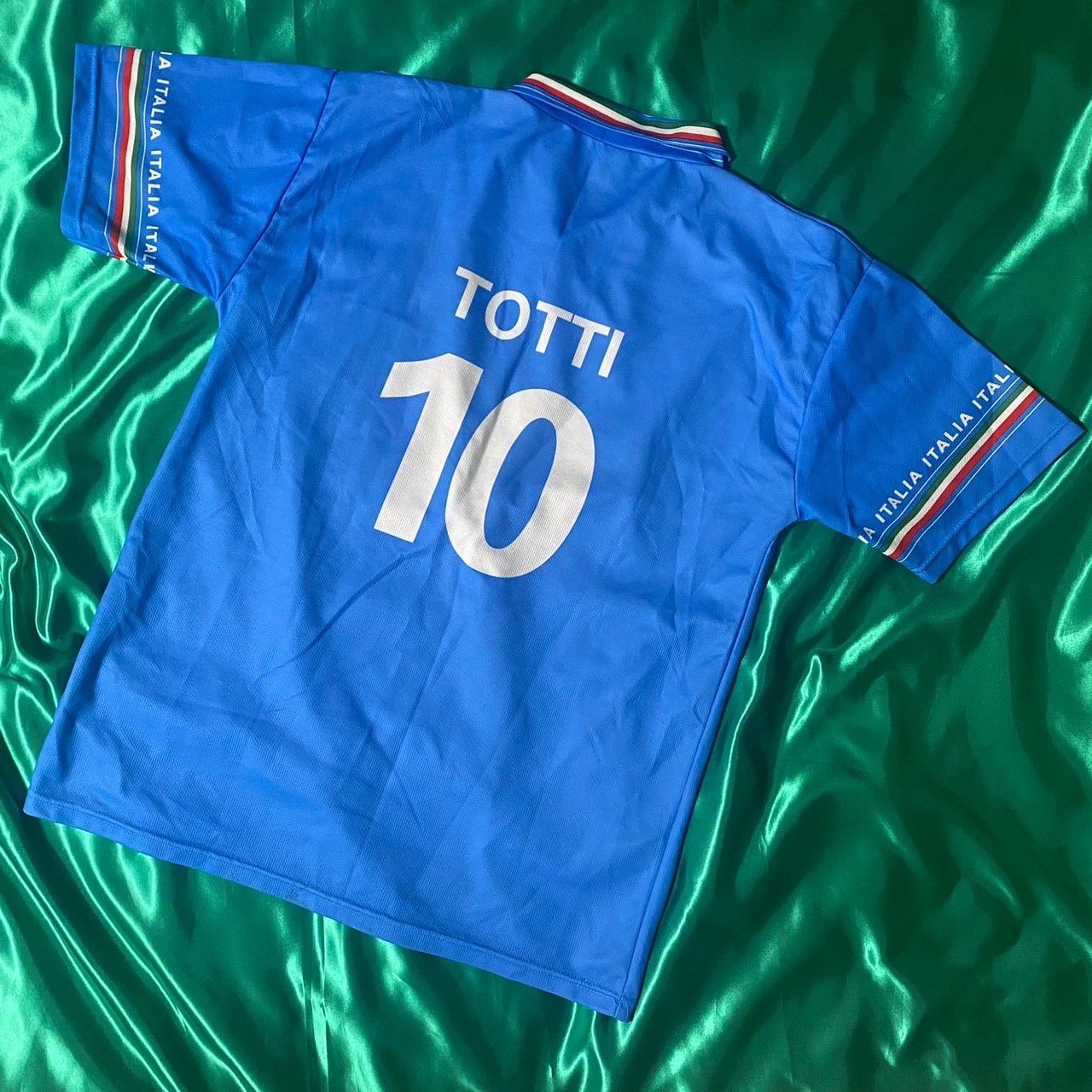 totti様専用 しゅーろー様専用】TOTTIユニフォームのみ ペナント無し totti様専用 しゅーろー様専用】TOTTIユニフォームのみ ペナント無し