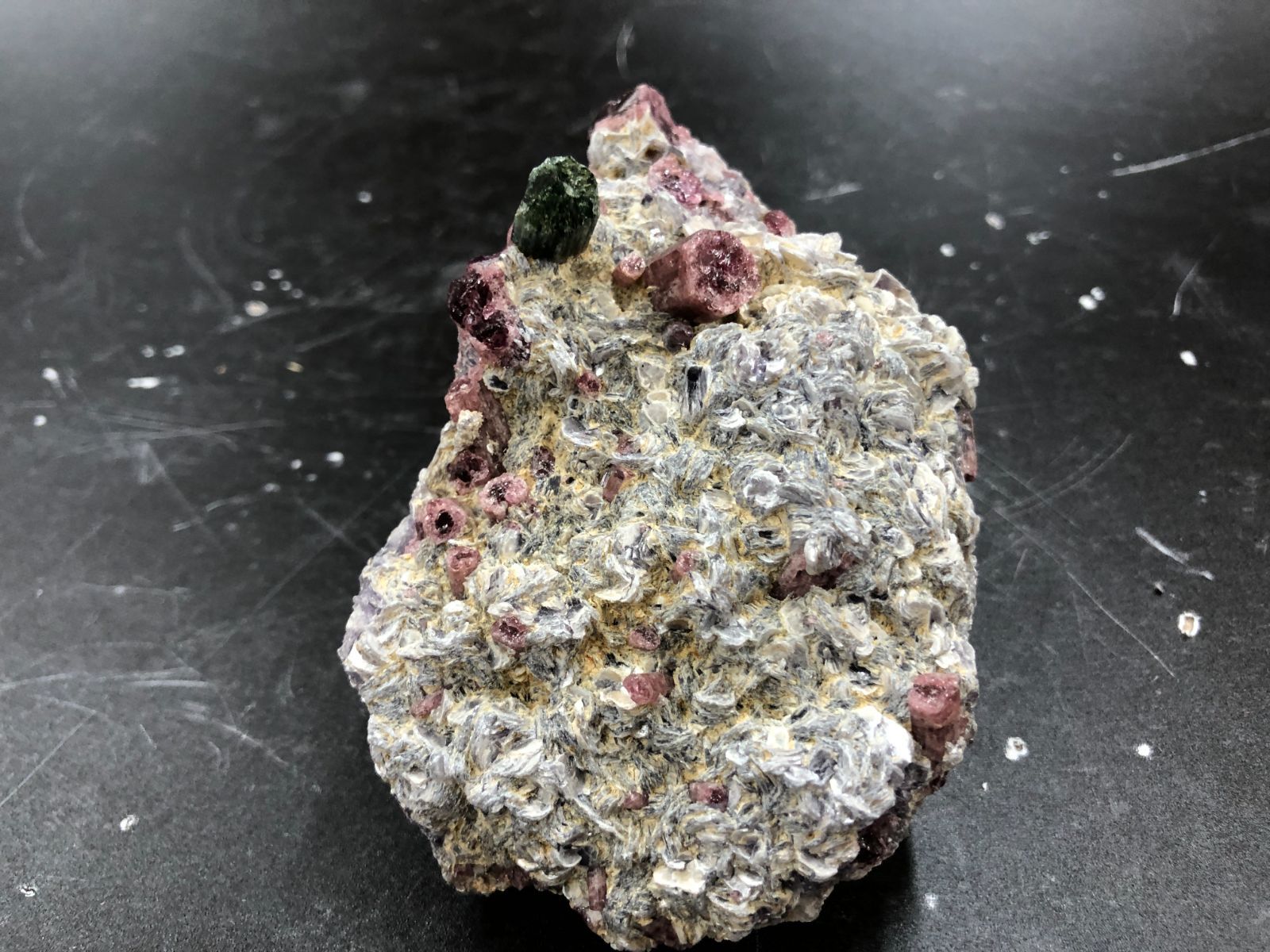 バイカラートルマリン原石