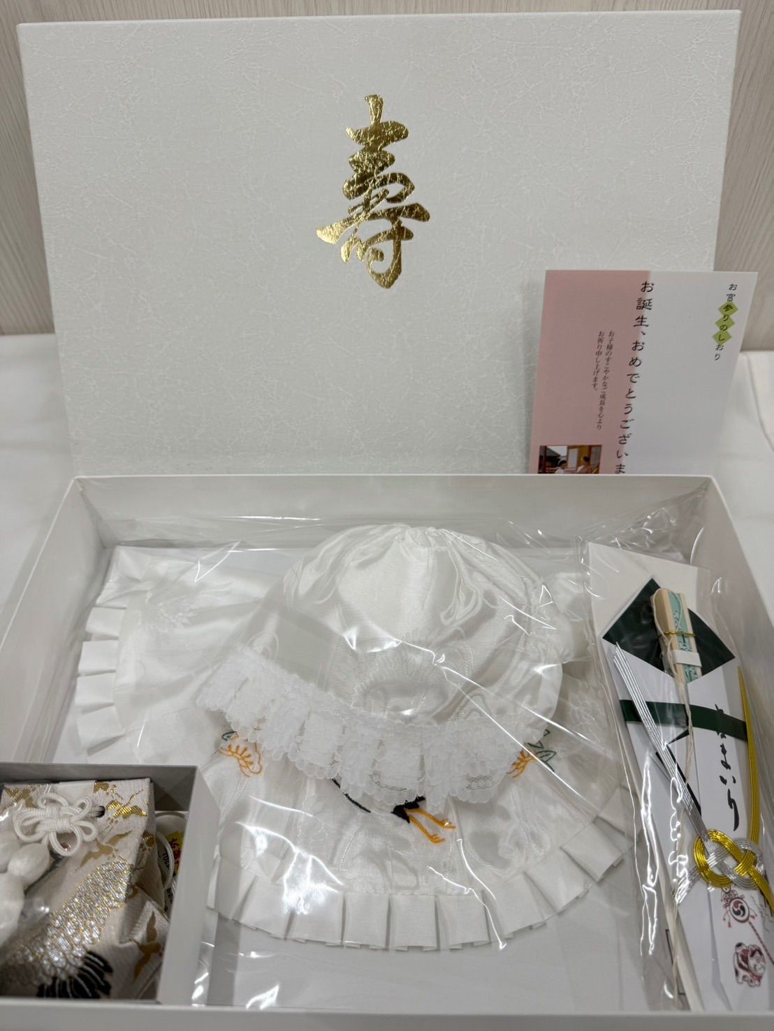 ベビー家具・寝具 美品‼︎ 半年間使用 HZDMJ ベビーベッド グレー