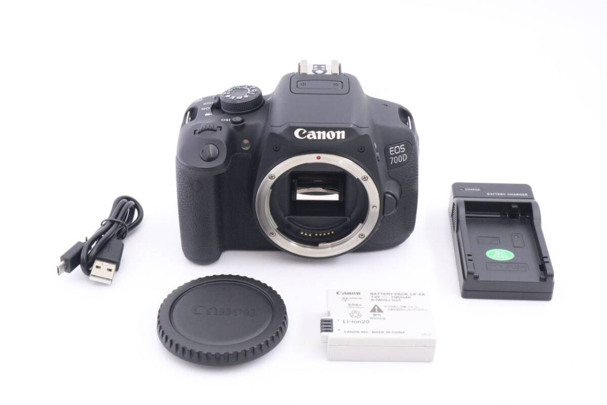 Canon EOS 700D ブラックボディ キャノン キヤノン デジタル一眼レフカメラ f03958