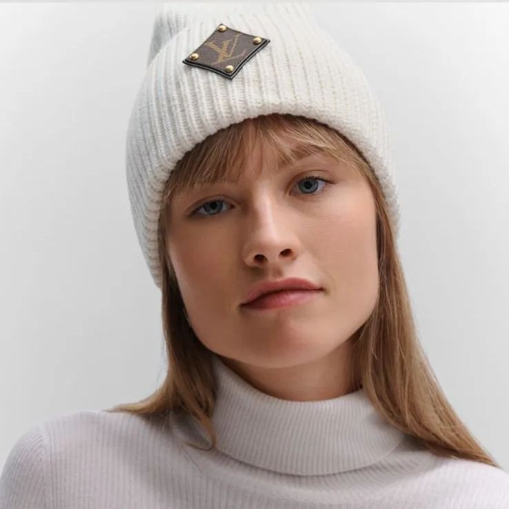 オンライン ショップレディース - 新品 Louis Vuitton ボネ・LV