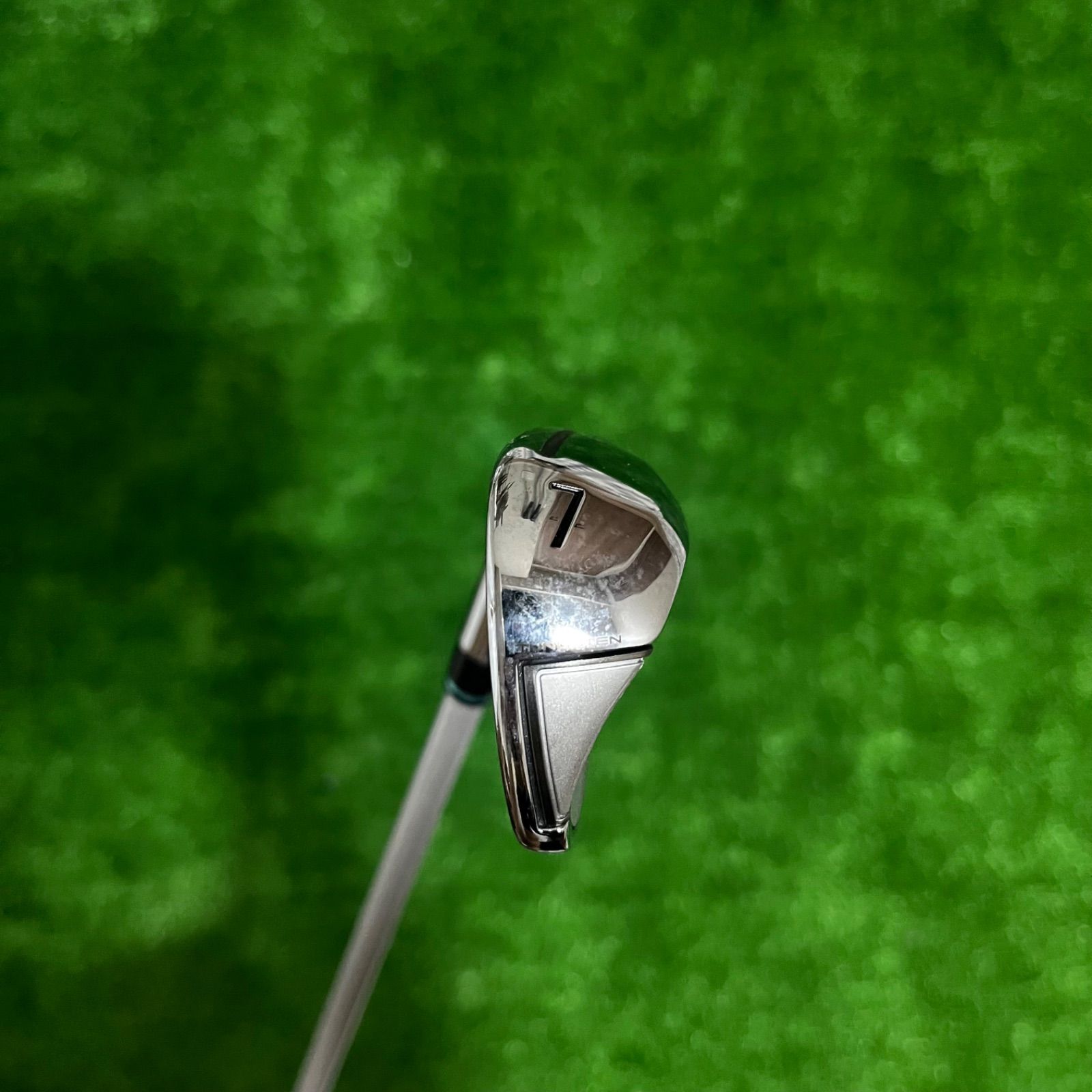 美品 レディース TaylorMade stealth GLOIRE 7番　単品 ◇ステルス グローレ アイアン 7番 単品 純正カーボンL