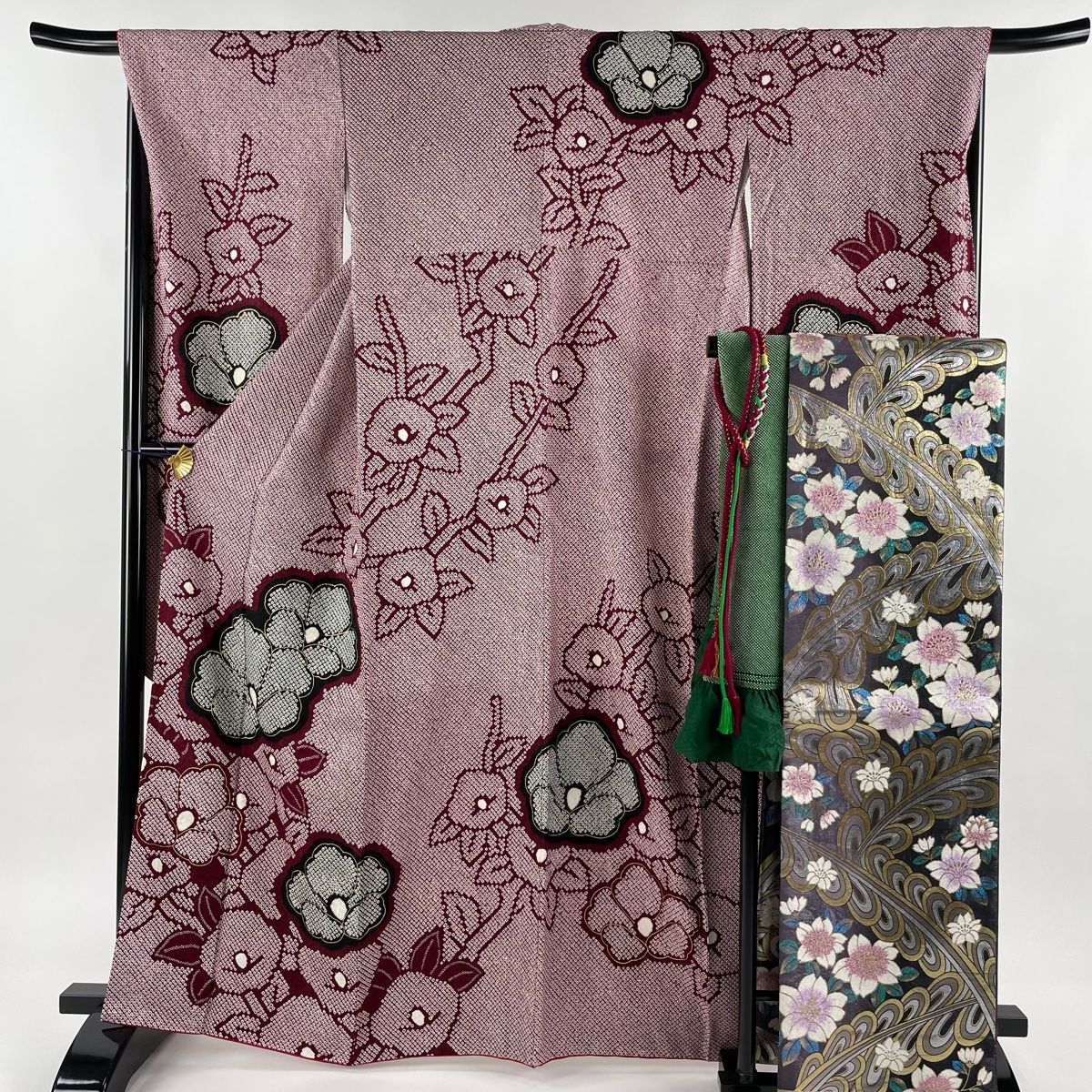 乱菊 大柄 地紋 金駒刺繍 金彩 フルセット 振袖 振り袖｜Yahoo!フリマ