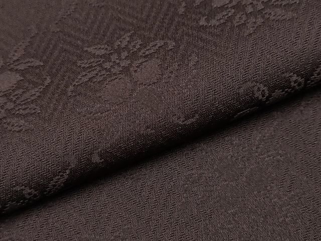 色無地 草花地紋