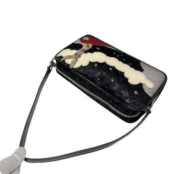 ポシェットコントドュフェ