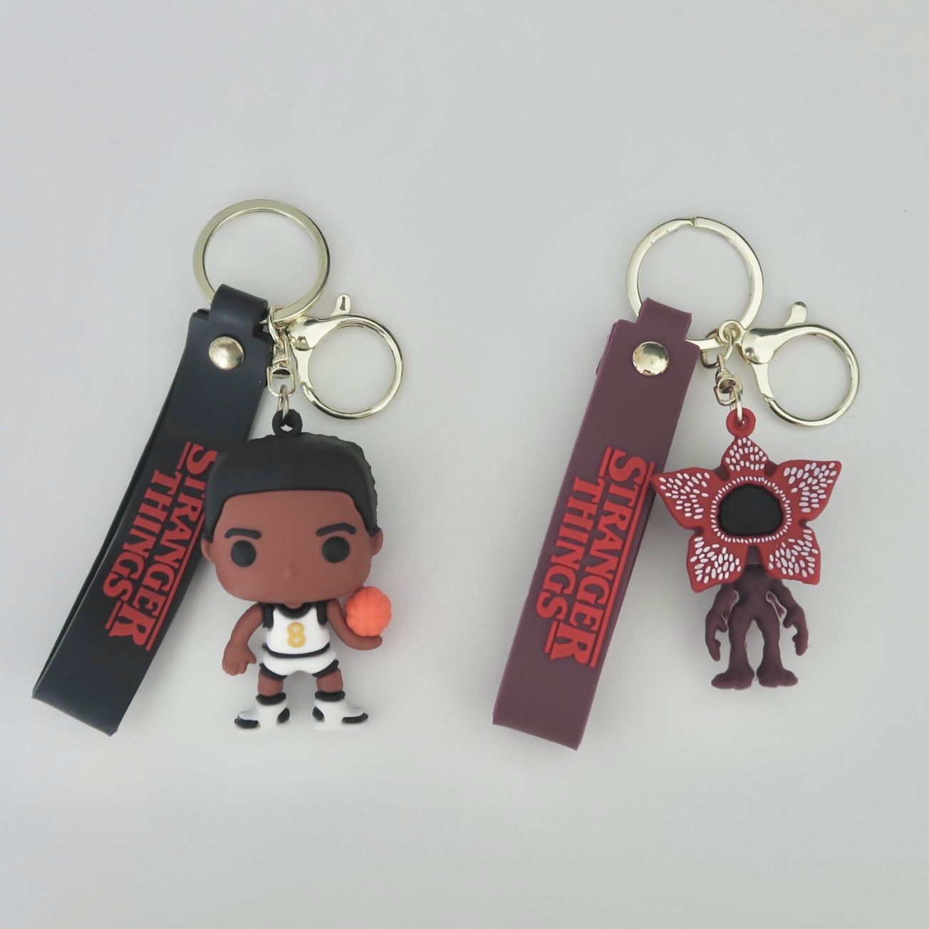 ストレンジャーシングス キャラキーホルダー［全7種］ - メルカリ