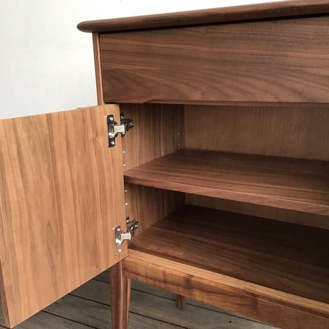 ウォールナット無垢材 キャビネット ダークブラウン サイドボード サイドボード ウォールナット 無垢材 キャビネット 天然木 木製 収納