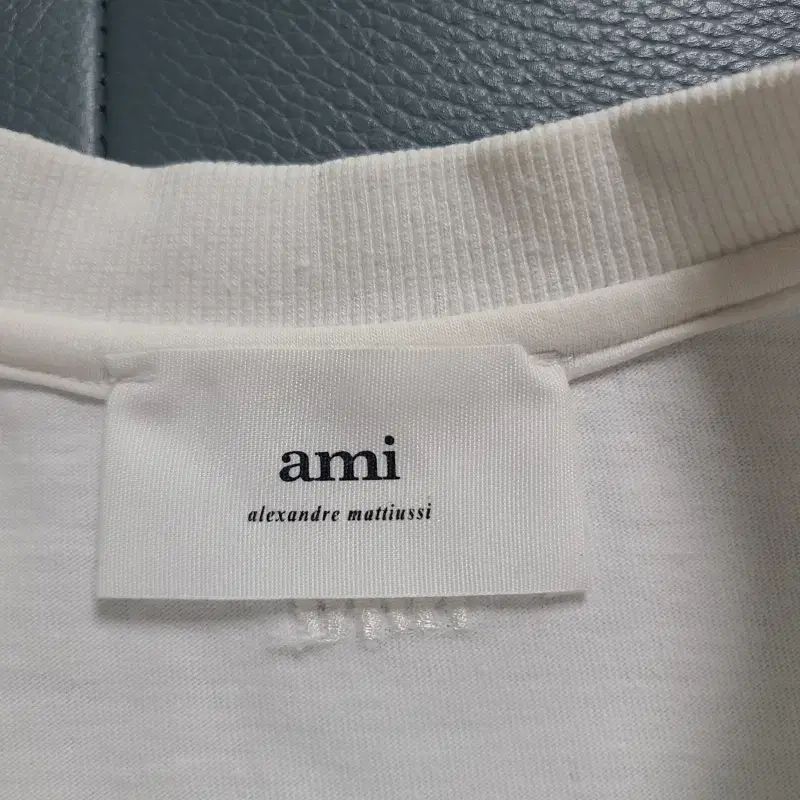 AMI アミ