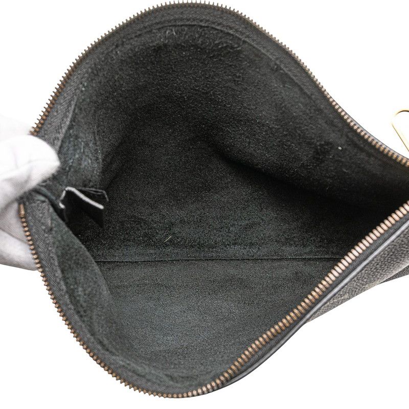 ブラック レザー