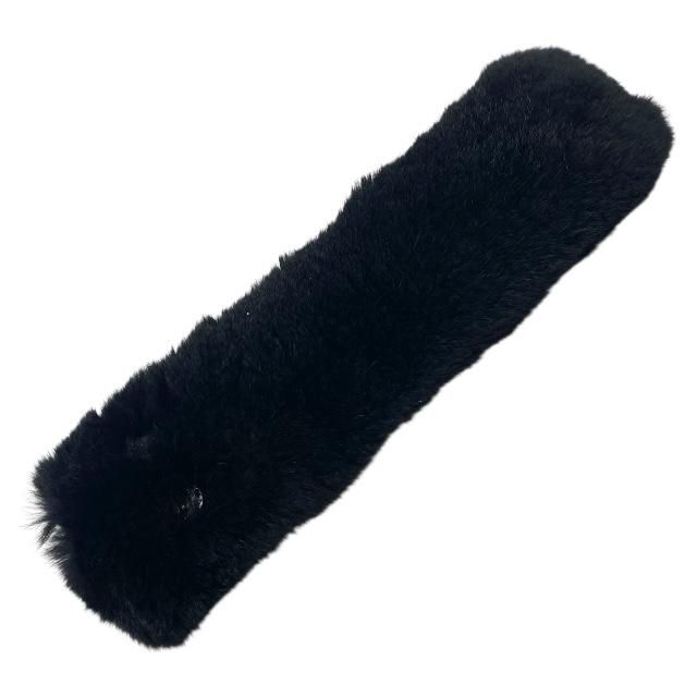 CHANEL 【美品】✨ラパン　ファー　ホワイト　リストバンド　バングル CHANEL 【美品】✨ラパン ファー ホワイト リストバンド バングル 2025