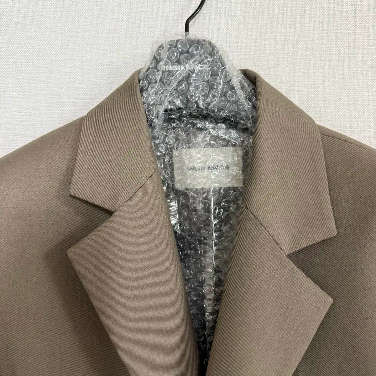 ブラウン ブレーザー