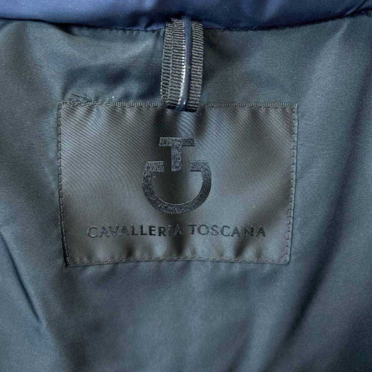 カヴァレリア トスカーナ CAVALLERIA TOSCANA キルティング フーディ パフォーマンス シェル ジャケット M ネイビー GID227 レディース 乗馬 馬術 中綿 裏フリース カヴァレリア トスカーナ CAVALLERIA TOSCANA キルティング