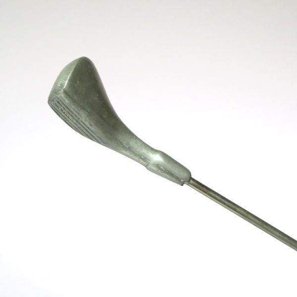 Baccarat バカラ ゴルフ セントアンドリュース フィギュリン 箱付 バカラ フィギュリン ○ セントアンドリュース ゴルフ スイング A 金属