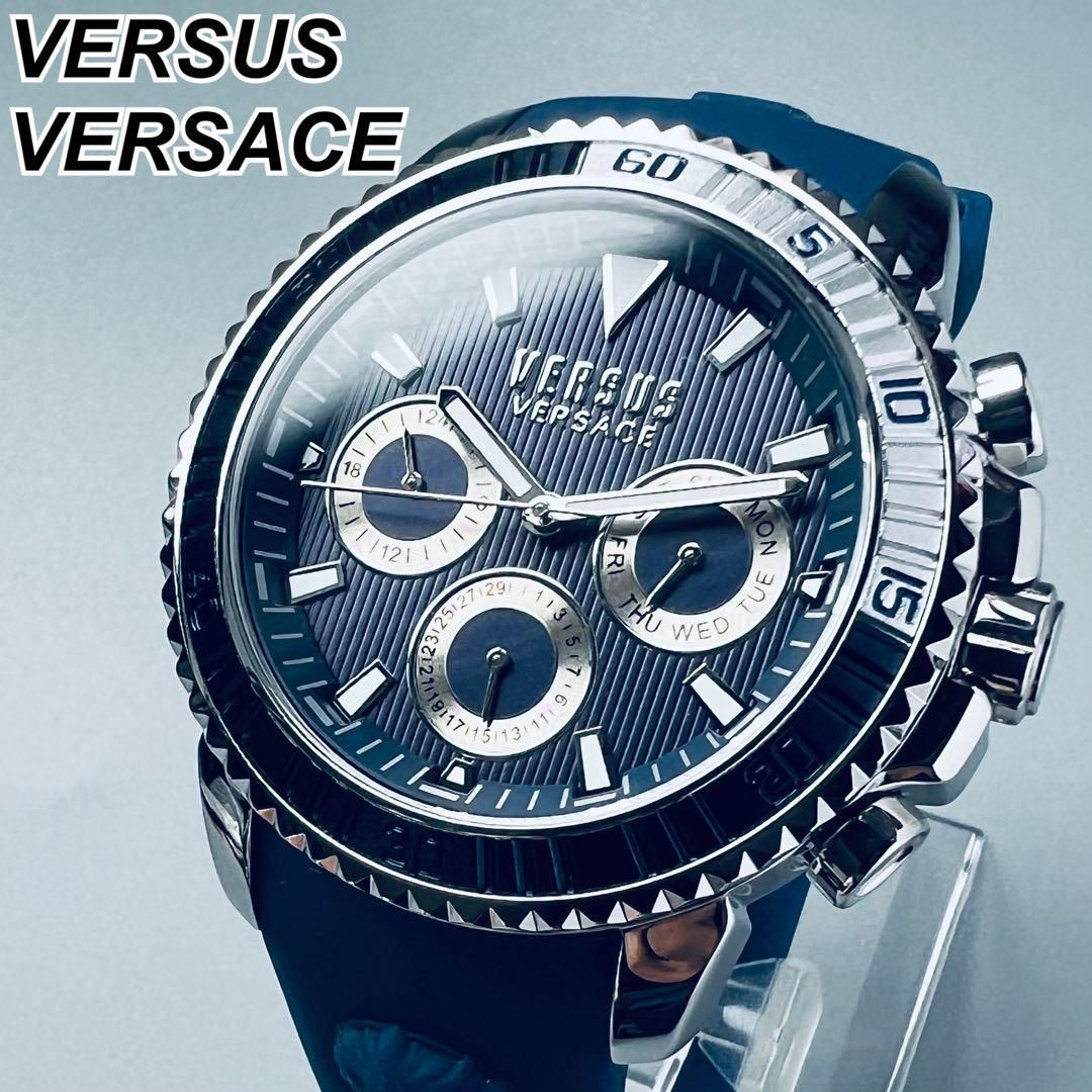 新品 VERSACE ヴェルサーチ クロノグラフ シルバー メンズ腕時計