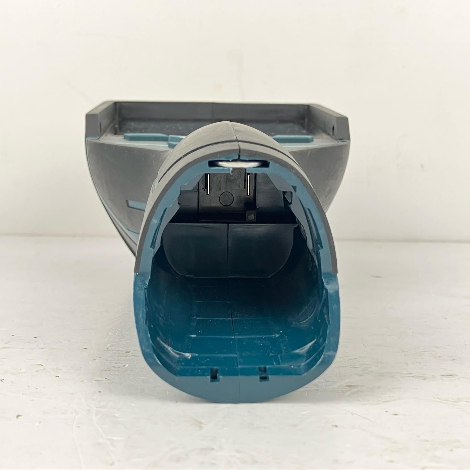 BOSCH - ЗЗBOSCH ボッシュ 10.8v/12v/単三電池×4 赤外線サーモグラフィー バッテリー×1 ケース付 ※充電器なし GTC400C BOSCH ボッシュ 10.8v/12v/単三電池×4 赤外線サーモグラフィー
