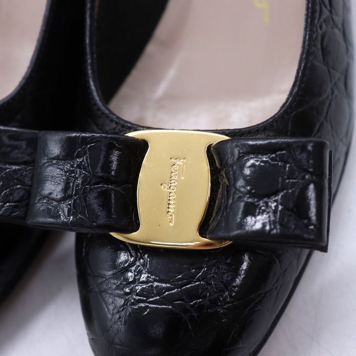 ザルヴァトーレフェラガモ パンプス サルヴァトーレフェラガモ